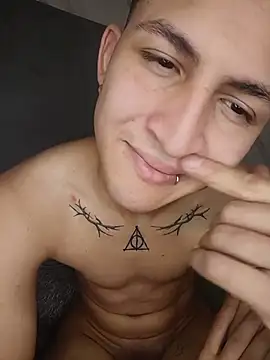 Онлайн чат XXX Axel_Romanov