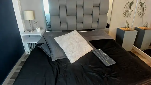 แชท XXX สดของ Charlie___Musk