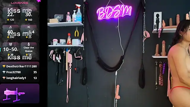 Chatroom XXX en direct de MissVicky_SlaveLiah_BDSM