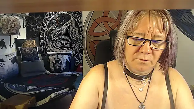 XXX chat uživo modela TittenMichelle
