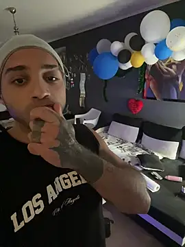Chat XXX en directo de Mohdollmen