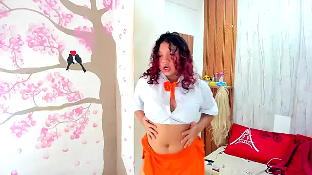 XXX chat uživo modela Emily_Coper18