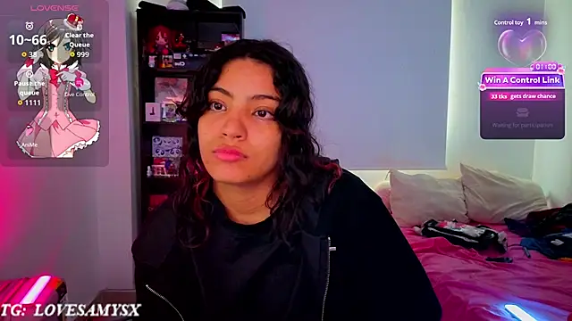 Chat XXX en directo de Lovelyamyy