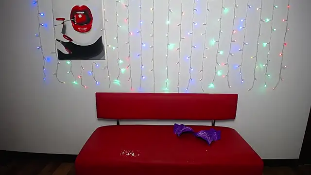 XXX chat uživo modela CameronEnns