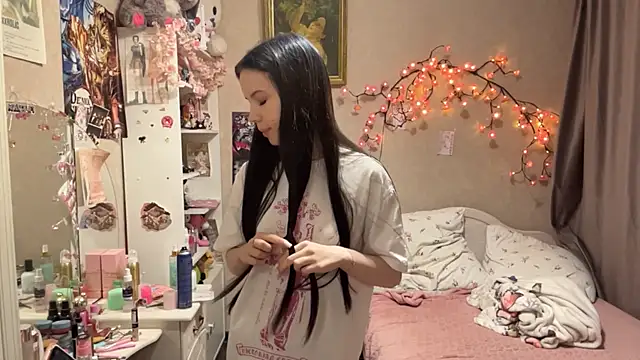 KamalaFlurry's Live XXX Chat