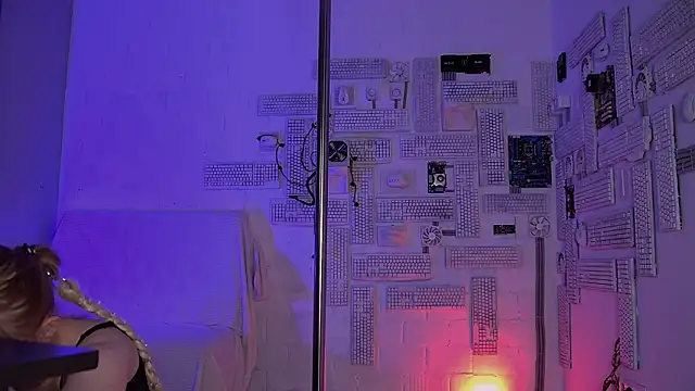 TinaDavil Chat XXX in diretta