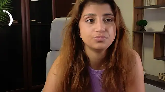 DinahSysak's Live XXX Chat