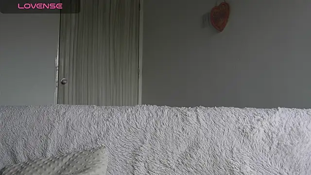 Muscle_King_Cum Adlı Modelin Canlı XXX Sohbeti