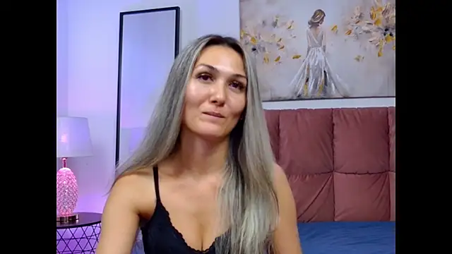 צ'אט XXX בשידור חי של NicolLopeze