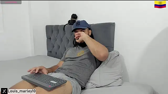 Chat +18 de Louis_marley__ ao vivo