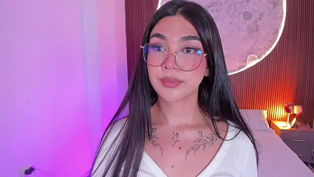 RoseCassie লাইভ XXX চ্যাট