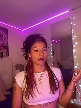 Show modela SamathaMay na web-kameri