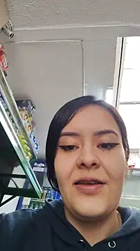HollyMoon_ লাইভ XXX চ্যাট