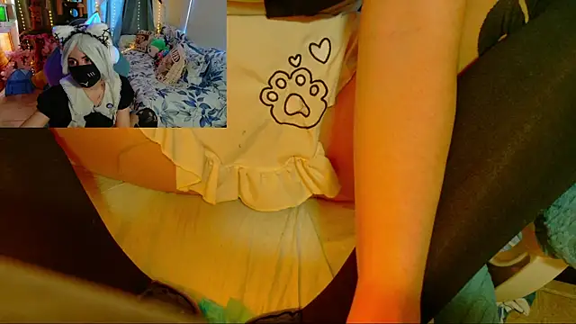 minakitsume's Live XXX Chat