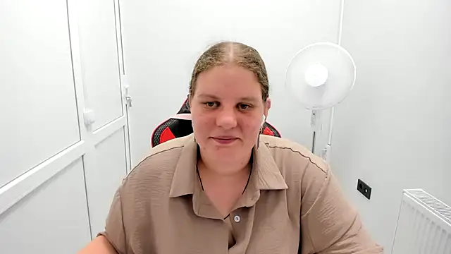 Czat XXX na żywo – Bella_shyy_