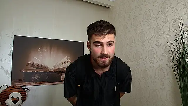 KyloEast's Live XXX Chat