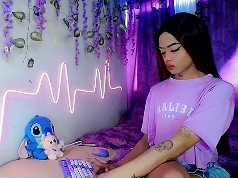 XXX chat uživo modela Daisha_26