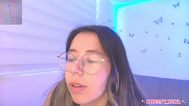sweettvera Chat XXX in diretta