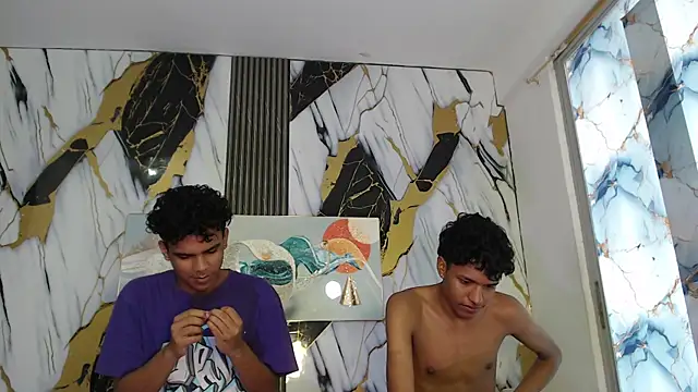 YUMMY_LOVER2026 Webcam-Show