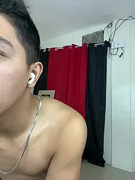 Hunky_paul Pertunjukan Webcam