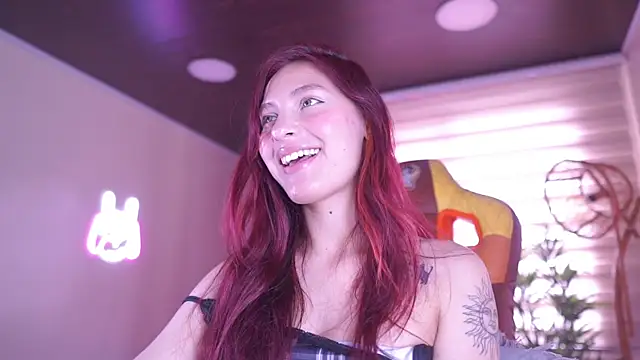 Rebecah_1 XXX чат на живо