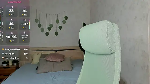 Miaa_Hill: онлайн-секс-чат