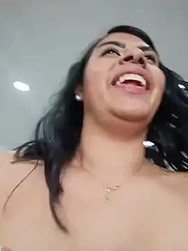 Chat XXX en directo de SOFIA-11_