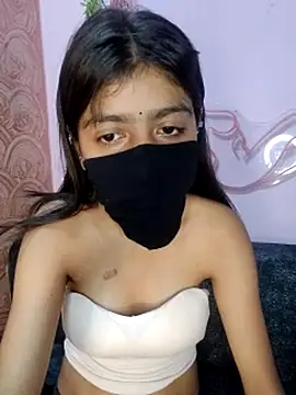 Prihu143 Chat XXX in diretta