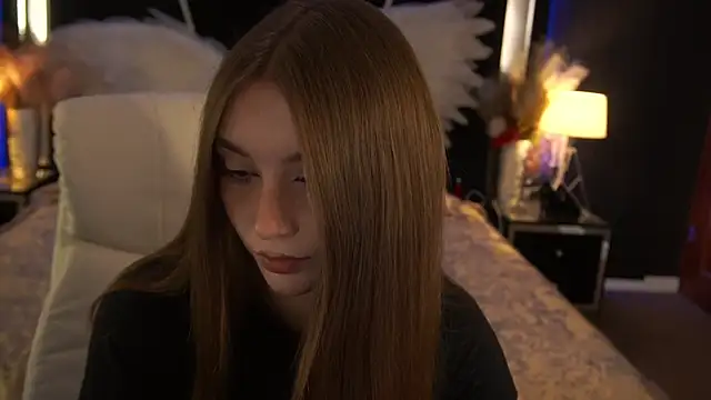 Dark_Brii élő XXX-chatje
