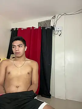 Hunky_paul Pertunjukan Webcam