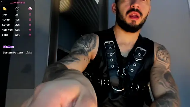 Chatroom XXX en direct de MarkWalker__