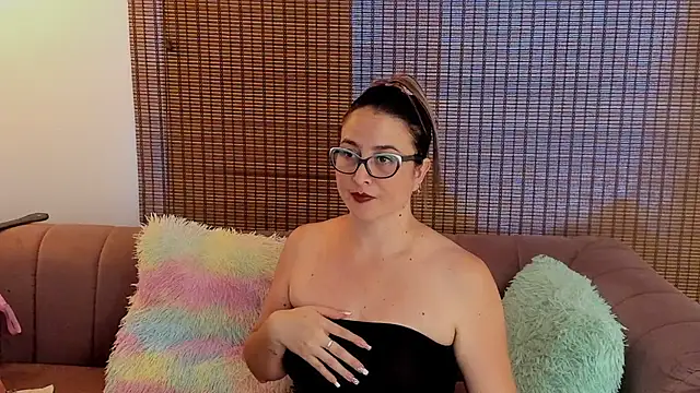 ariana_cross 라이브 XXX 채팅