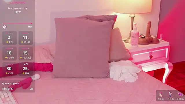 Онлайн чат XXX Emily_robertss1