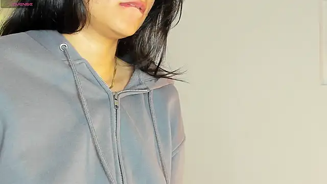 Jade_Aitana Adlı Modelin Canlı XXX Sohbeti