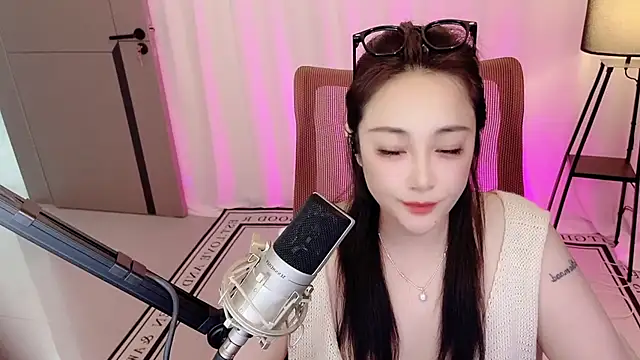 Chat XXX en directo de Daisy-77
