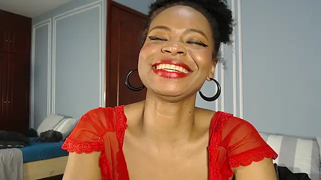 ChantalGarner Live XXX-Chat