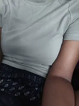 hansika_25 Chat XXX live