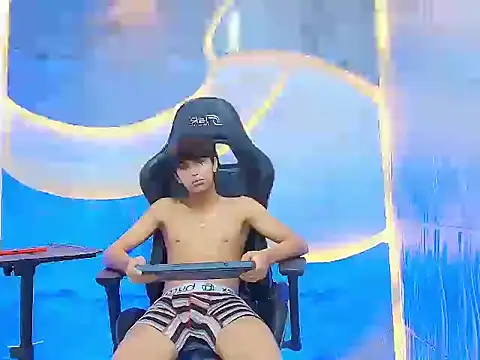 Benjamin_Alam 现场XXX聊天