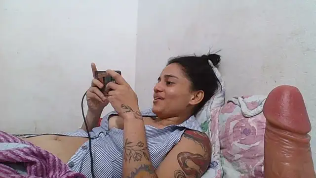 Chatroom XXX en direct de girl_tits