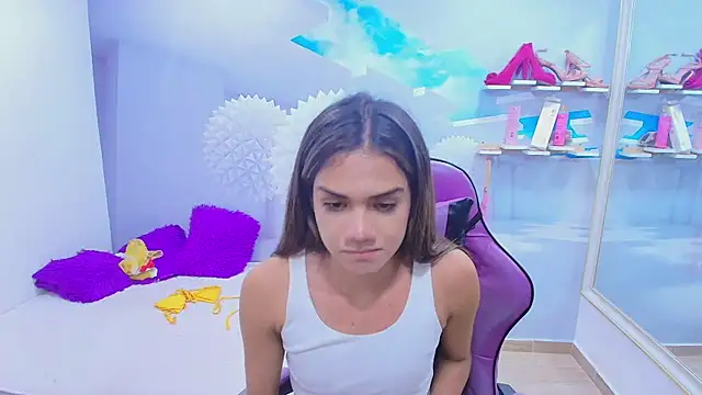 DEMI_LEED élő XXX-chatje