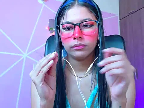 دردشة _ALLYSON18_ الجنسية المباشرة