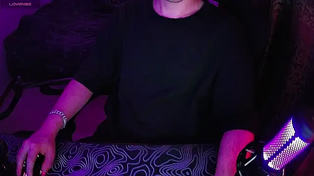 ZXCENSORED-n Live XXX chat