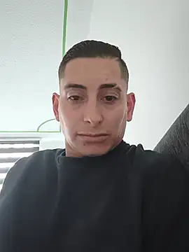 Tiger_cryad Webcam show