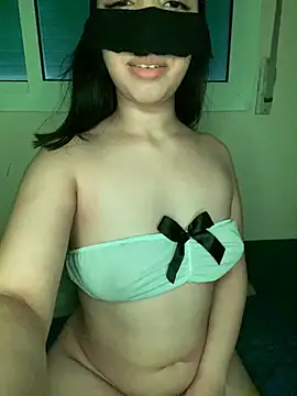 Asma-33 Show in webcam