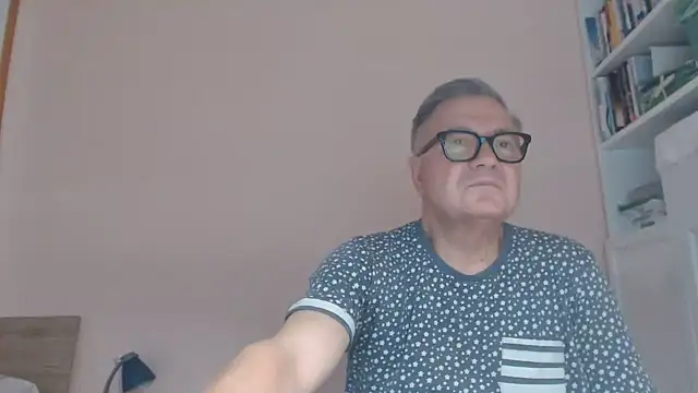 YOU6me's Live XXX Chat