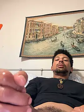 BigPrettyDick777 Show Webcam