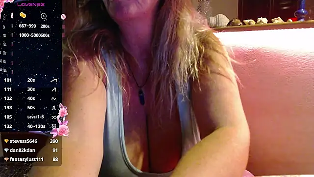 Živý XXX chat JennaDeluxe