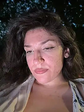 ScarletBloom_ Chat XXX live