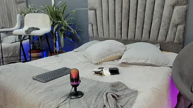 Chatroom XXX en direct de Ruslan_marcel