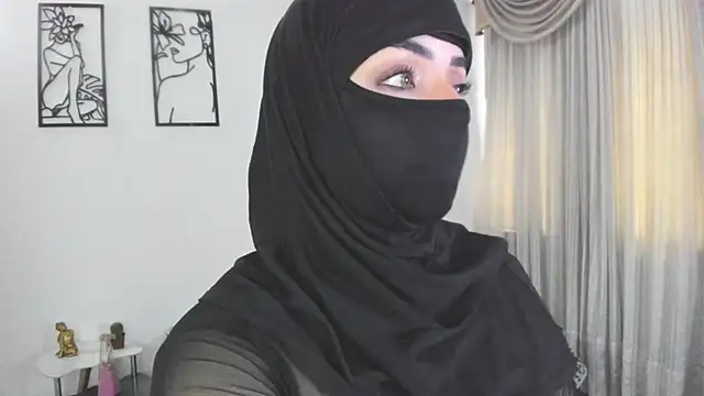Uzra_hayedのライブXXXチャット